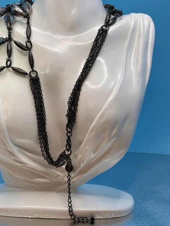 Simply Vera Vera Wang Gun Metal Faceted Gray Glass Teardrop Bib Necklace - Picture 5 of 7